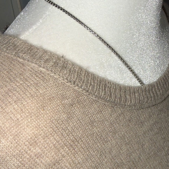 NWT Philosophy Dane Lewis 100% Cashmere Light Beige Crew Neck Sweater - Picture 9 of 11